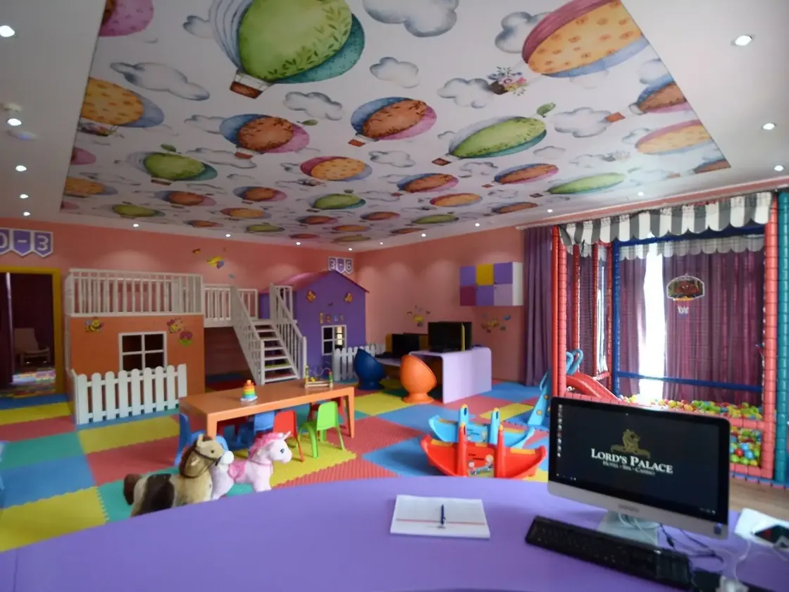 Kids Club