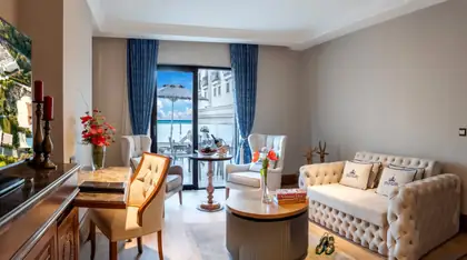 Deluxe Room · 2